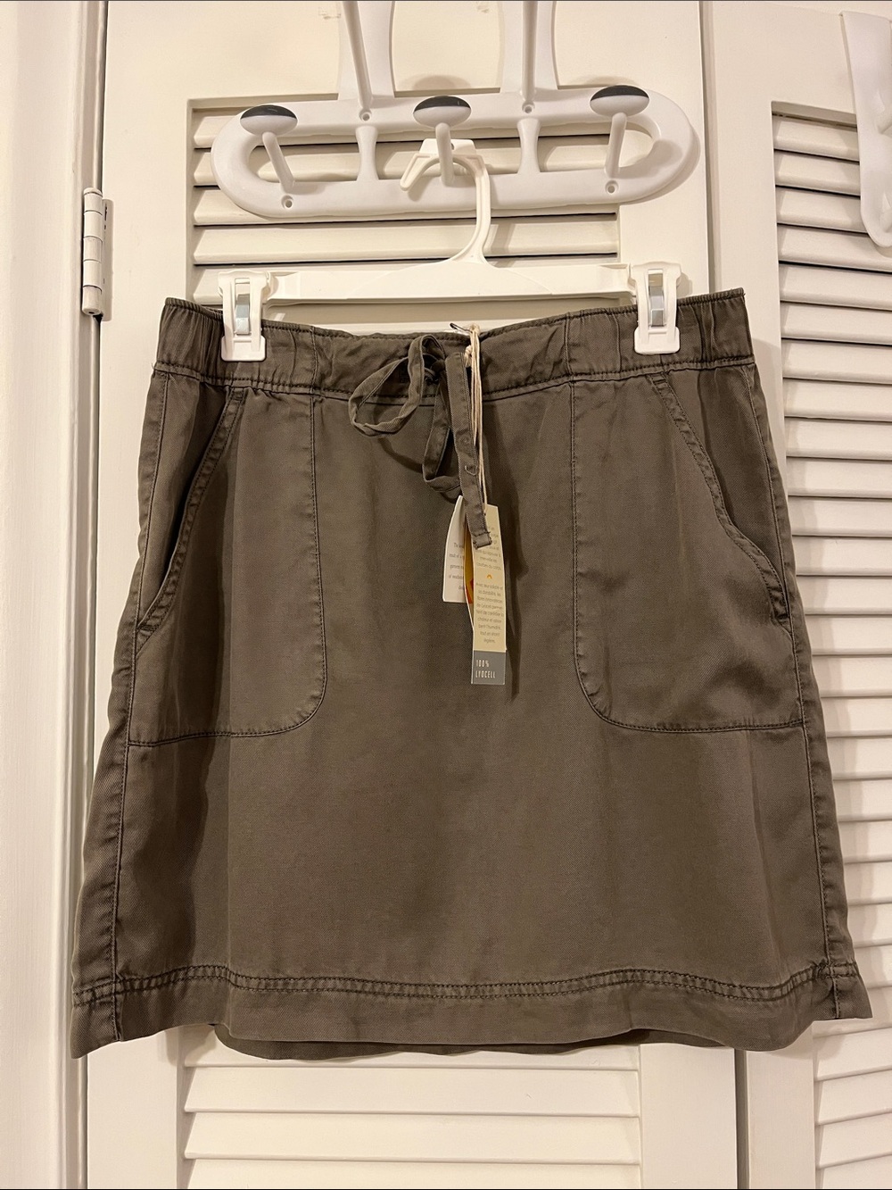C & C California Medium Olive Lyocell Skirt New With Tags
